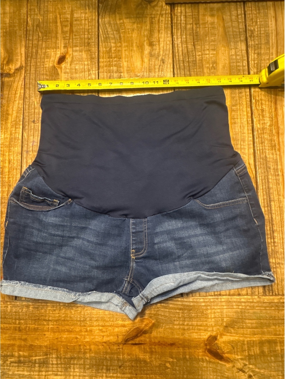 Time and Tru Maternity Denim Shorts XXL 20 Woman's ladies